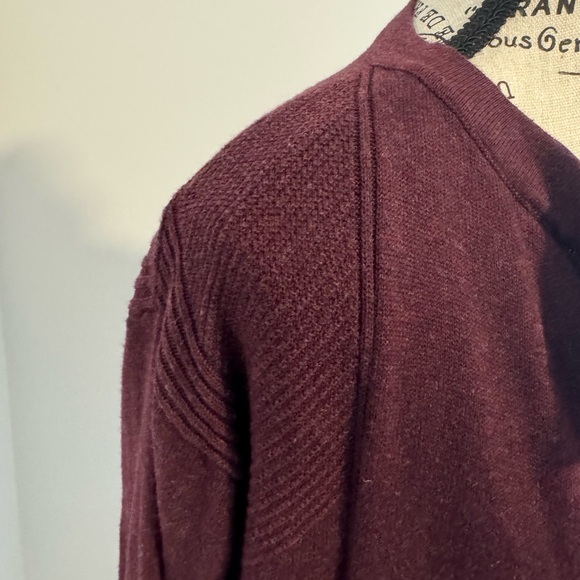 max studio burgandy long sweater size small guc - Picture 2 of 3